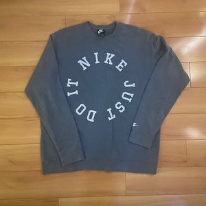 BLUE NIKE OVERSIZED CREW NECK